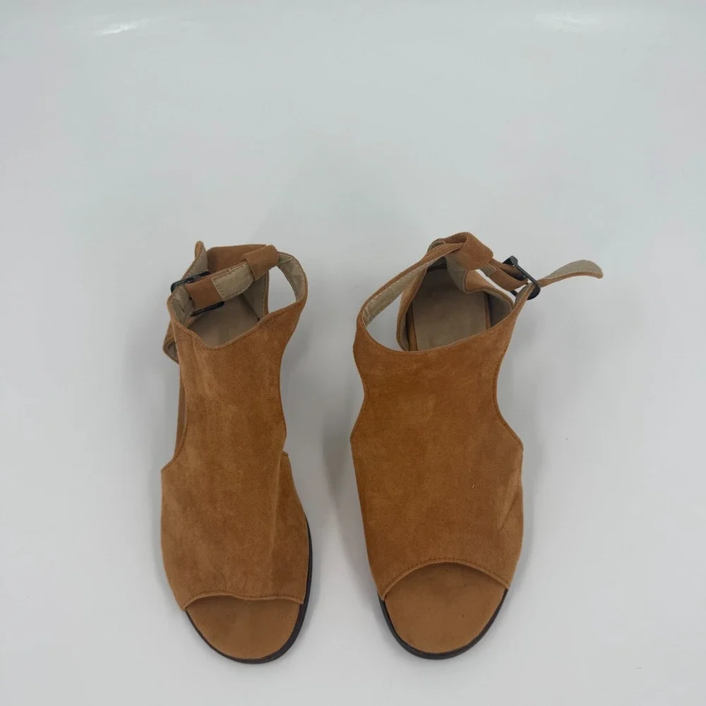 Womens Wedge Sandals US Size 7.5 Brown Suede Comfort Peep Toe Ankle Buckle Strap